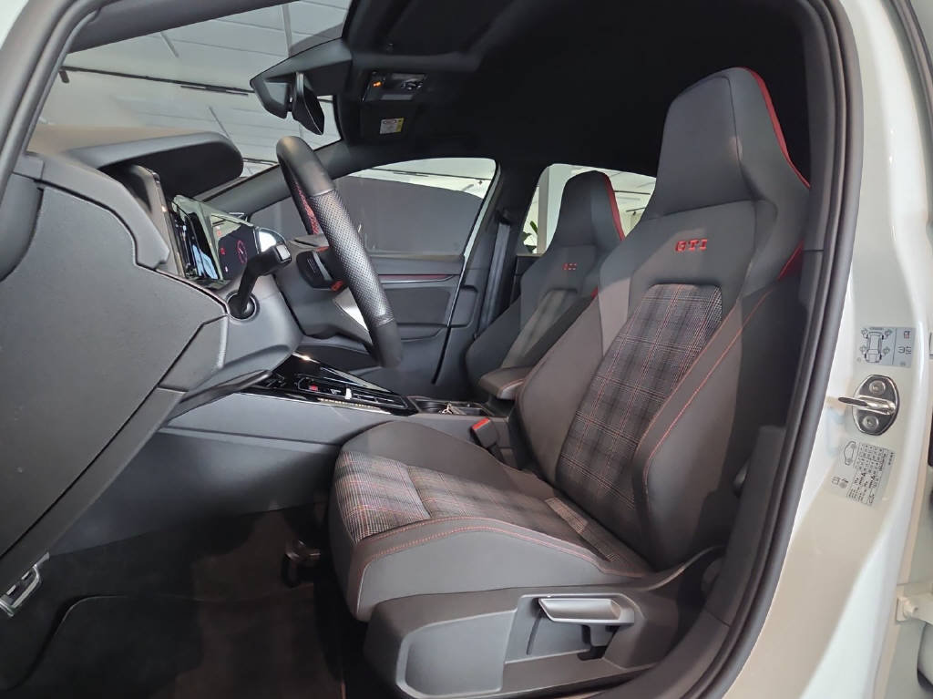 VW Golf VIII 2.0 TSI GTI DSG, Benzina, Occasioni / Usate, Automatico - 7