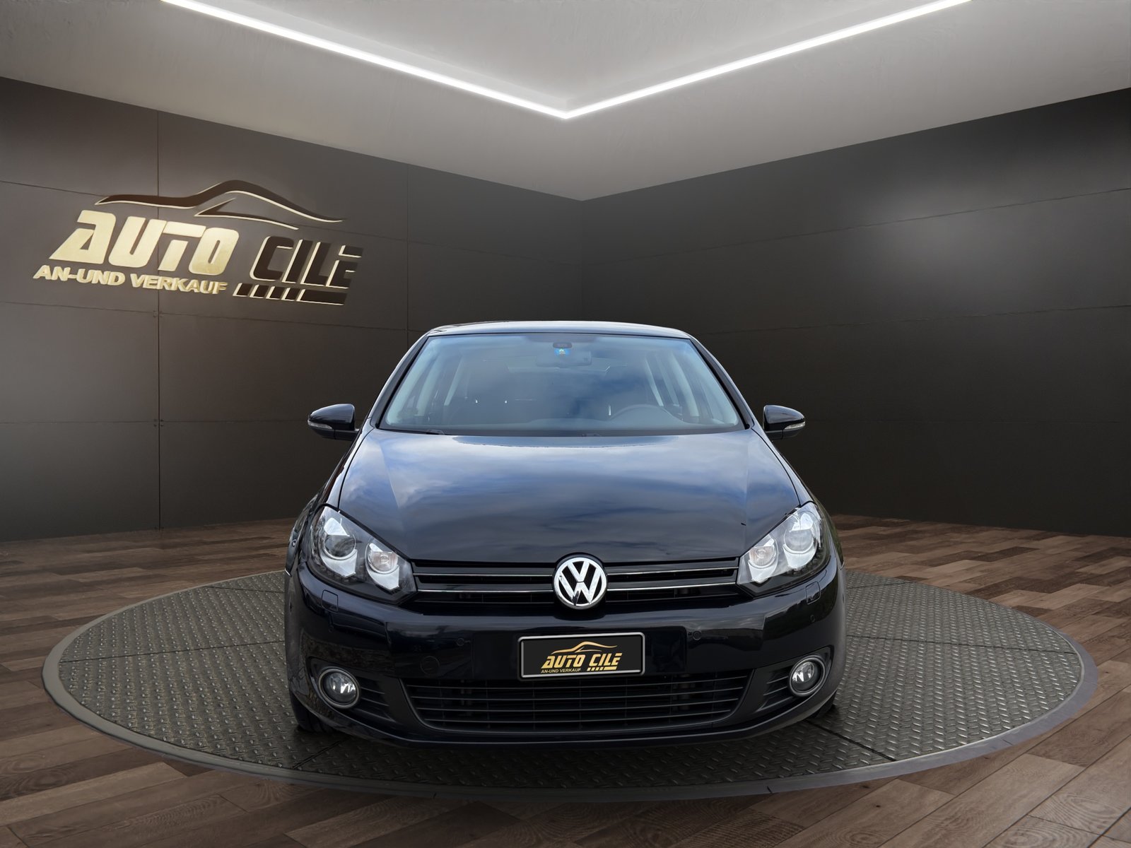 VW Golf 1.4 TSI Highline, Petrol, Second hand / Used, Manual - 2