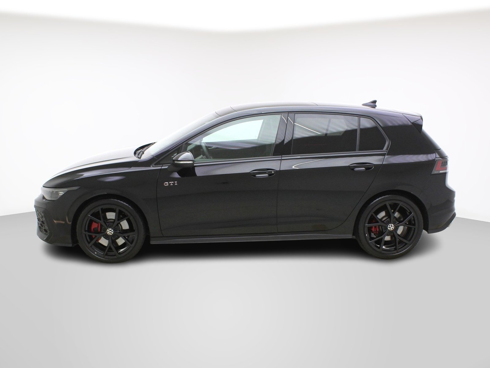 VW Golf 8.5 2.0 TSI DSG GTI Black Style (2025) ** Harman/Kar, Petrol, Second hand / Used, Automatic - 3