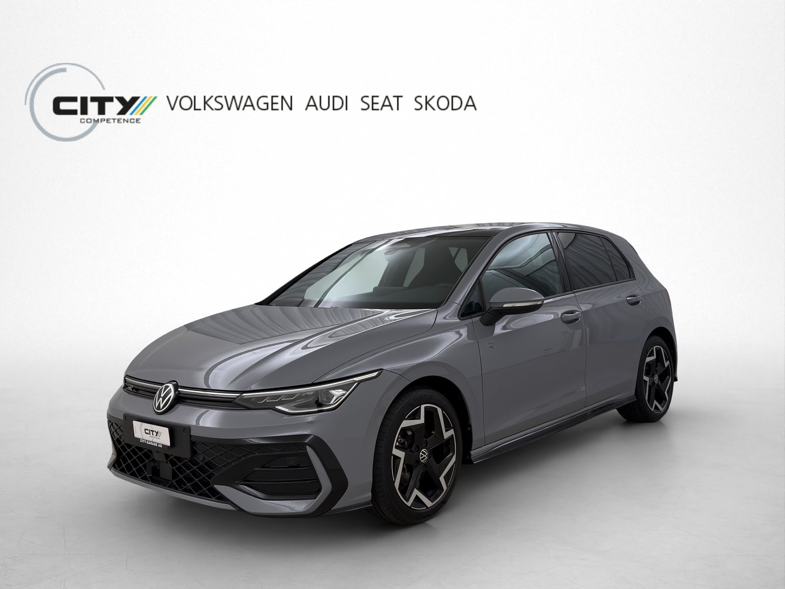 VW Golf 8 1.5 eTSI R-Line DSG