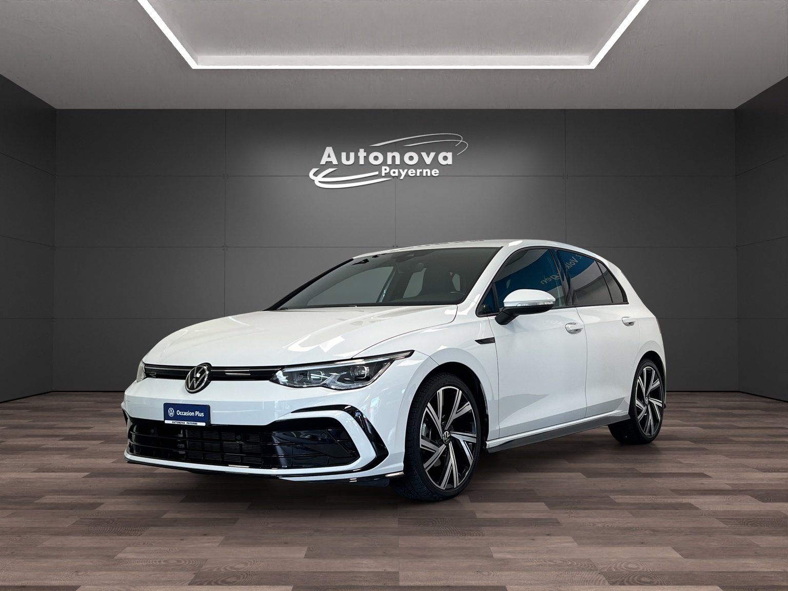 VW Golf 1.5 eTSI mHEV ACT R-Line DSG