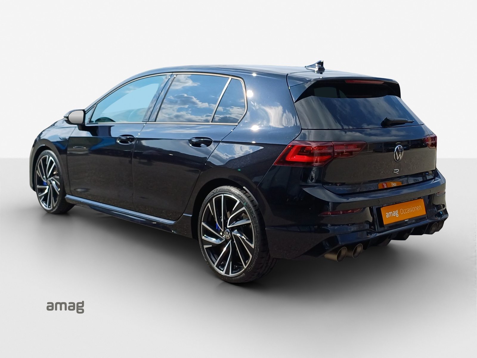 VW Golf R, Petrol, Second hand / Used, Automatic - 3