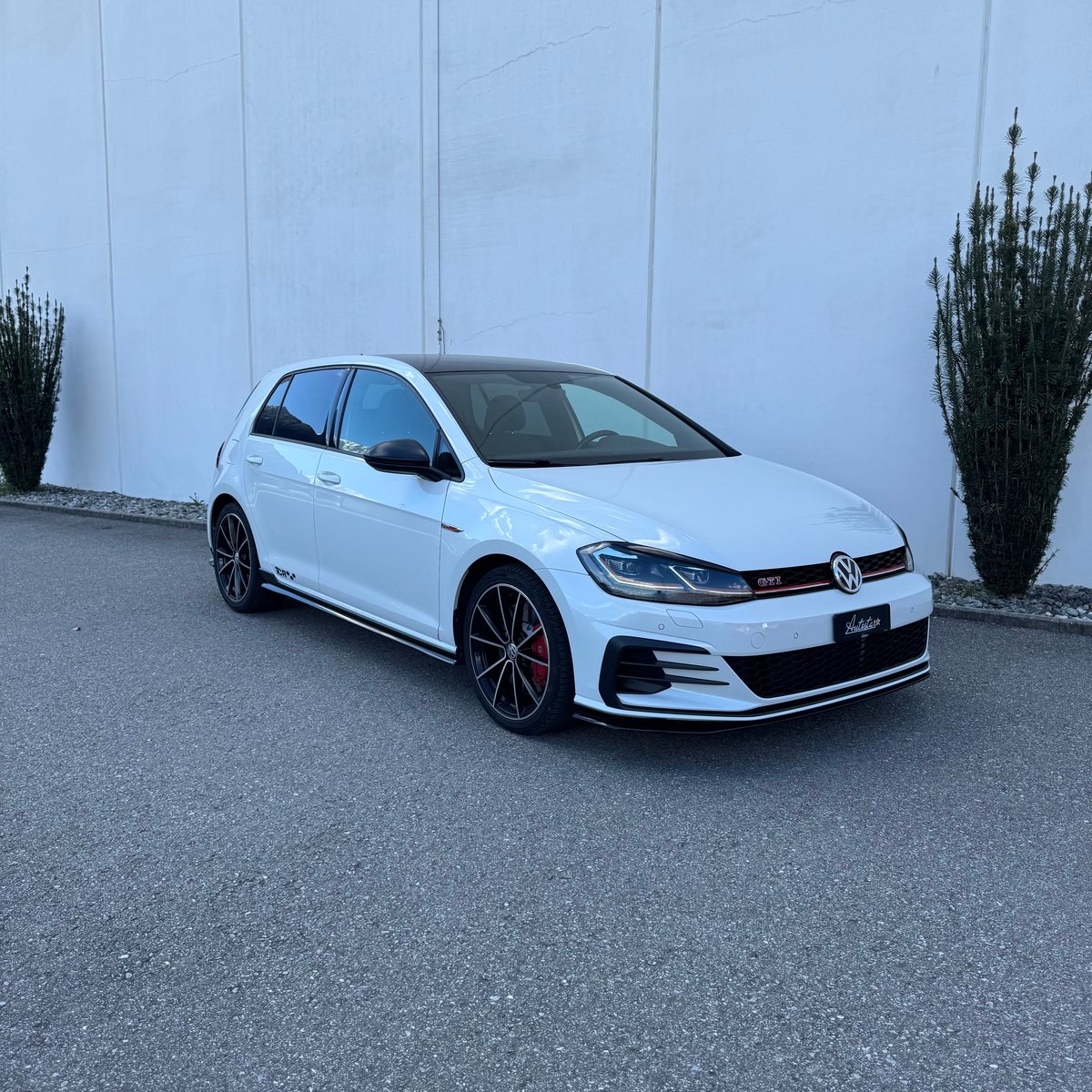 VW Golf 2.0 TSI GTI TCR DSG
