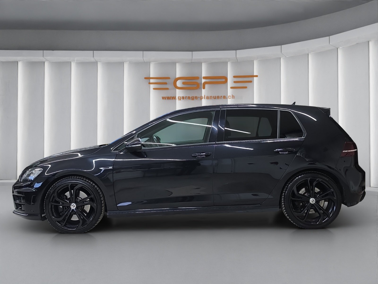 VW Golf VII 2.0 TSI R DSG 4motion, Benzin, Occasion / Gebraucht, Automatik - 4