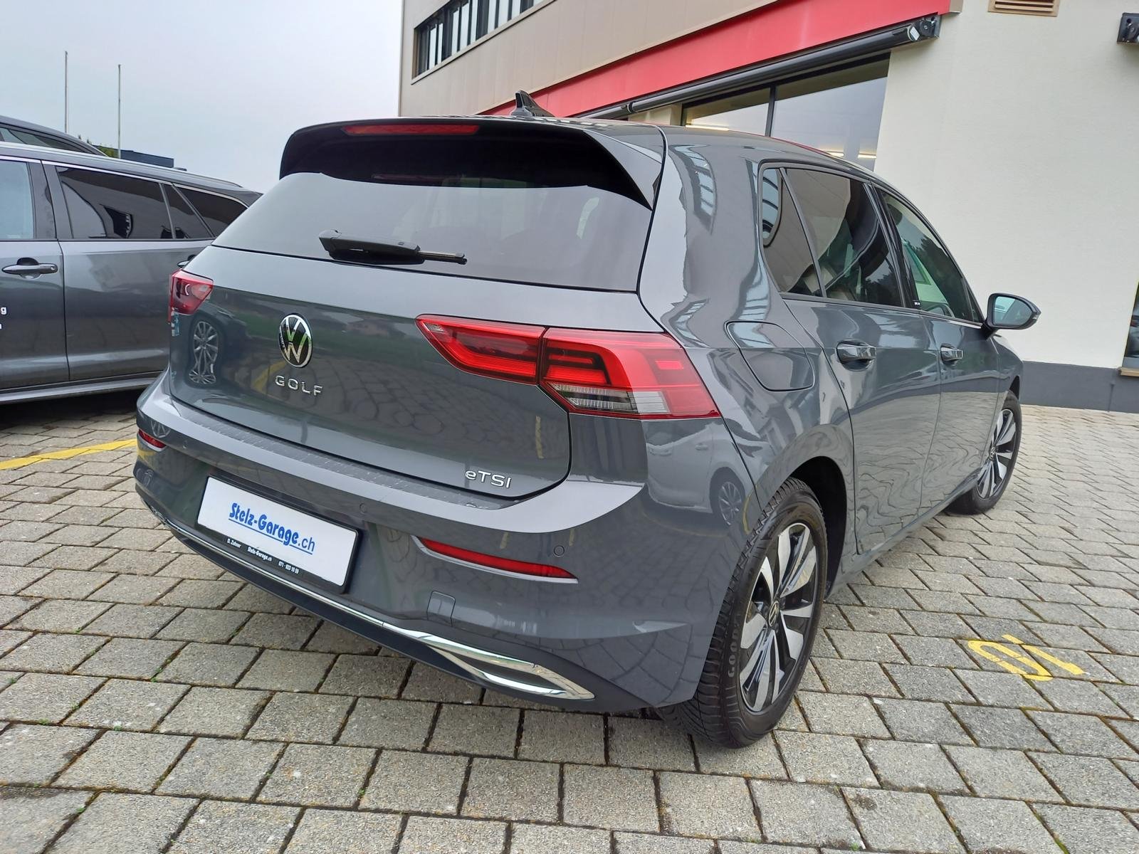 VW Golf VIII 1.5 eTSI Style DSG, Hybride Leggero Benzina/Elettrica, Occasioni / Usate, Automatico - 2