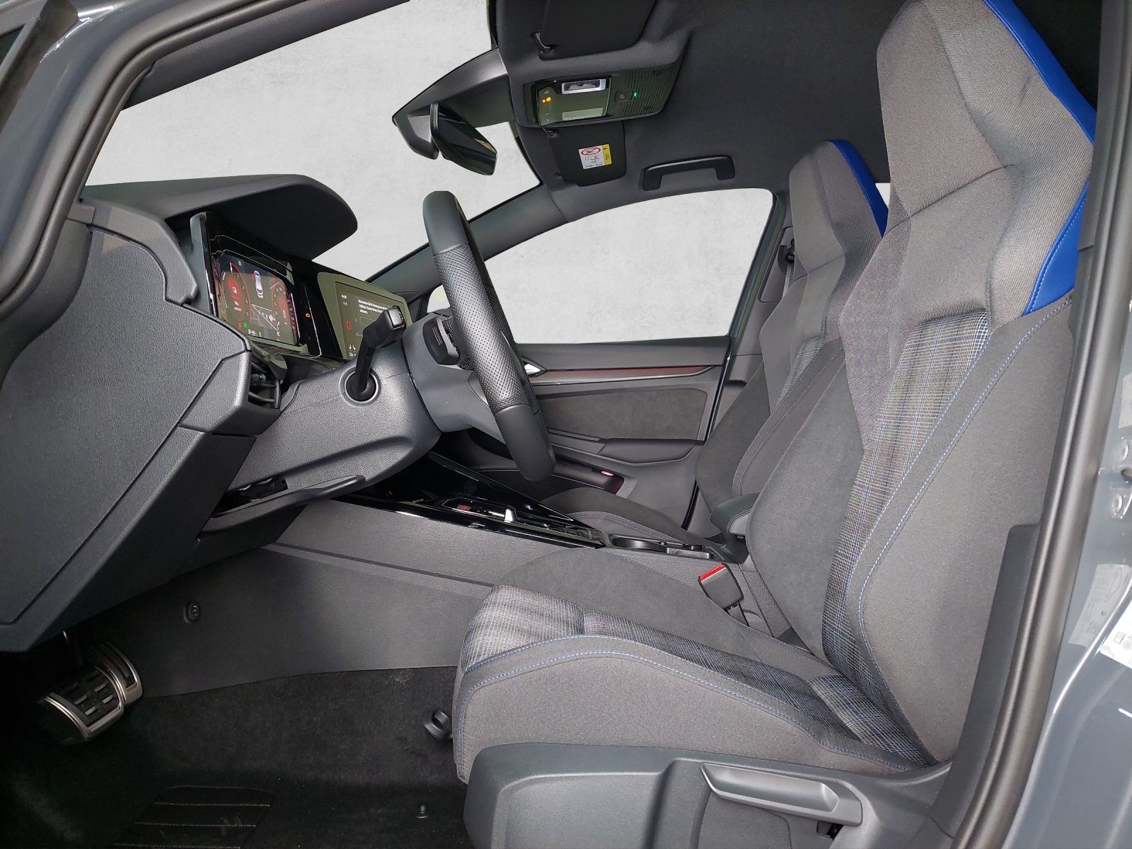 VW Golf 1.4 TSI PHEV GTE, Plug-in-Hybrid Petrol/Electric, Second hand / Used, Automatic - 6