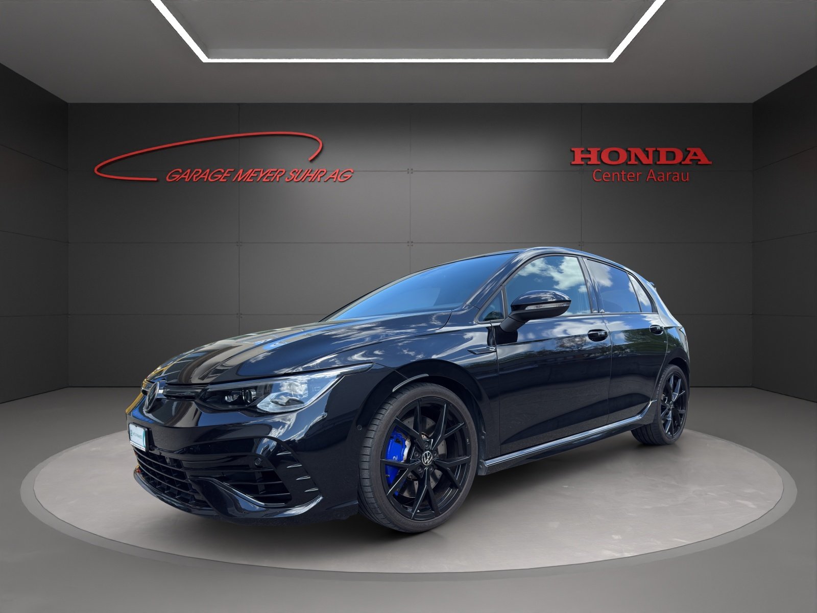 VW Golf VIII 2.0 TSI R DSG 4motion, Benzin, Occasion / Gebraucht, Automatik - 3
