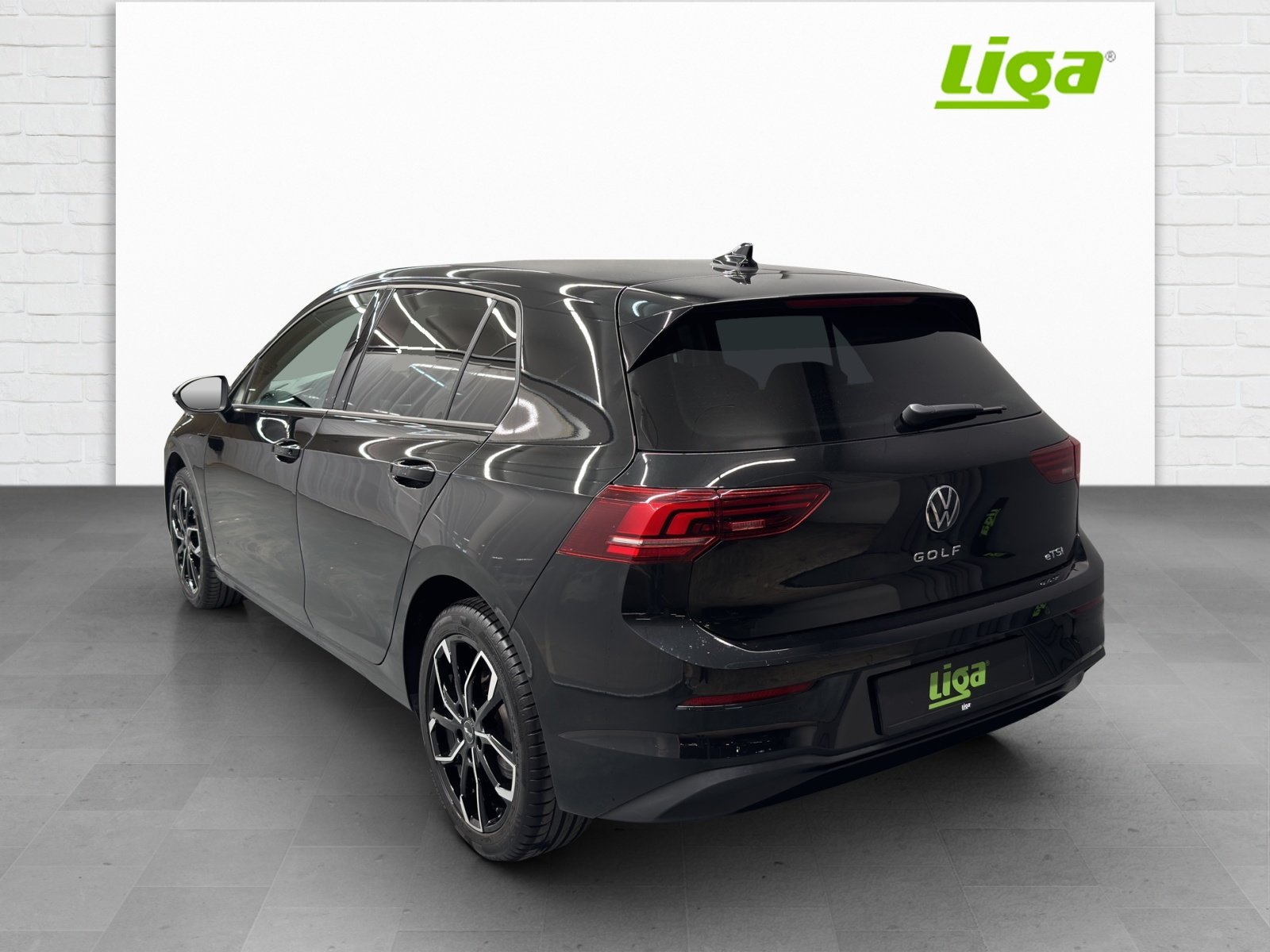 VW Golf VIII 1.5 eTSI Life DSG, Mild-Hybrid Benzin/Elektro, Occasion / Gebraucht, Automatik - 4