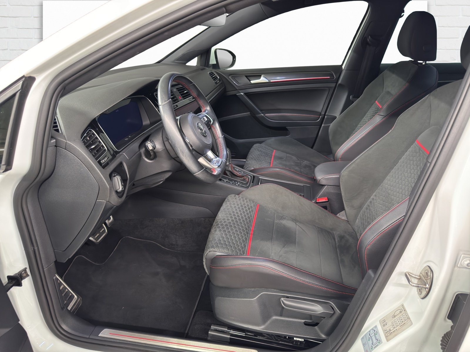 VW Golf VII 2.0 TSI 230 GTI DSG, Benzin, Occasion / Gebraucht, Automatik - 7