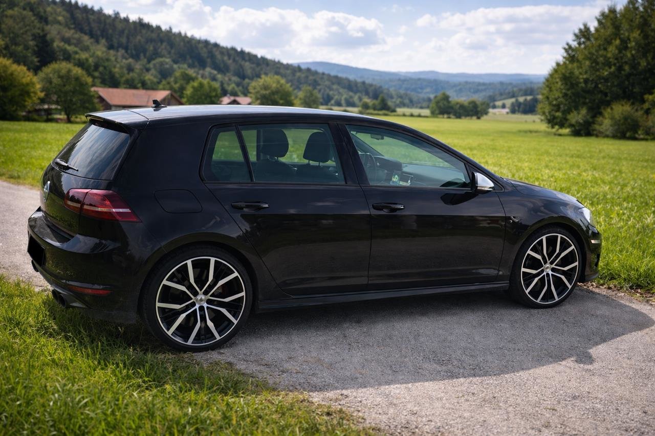 VW Golf VII 2.0 TSI R DSG 4motion, Essence, Occasion / Utilisé, Automatique - 2