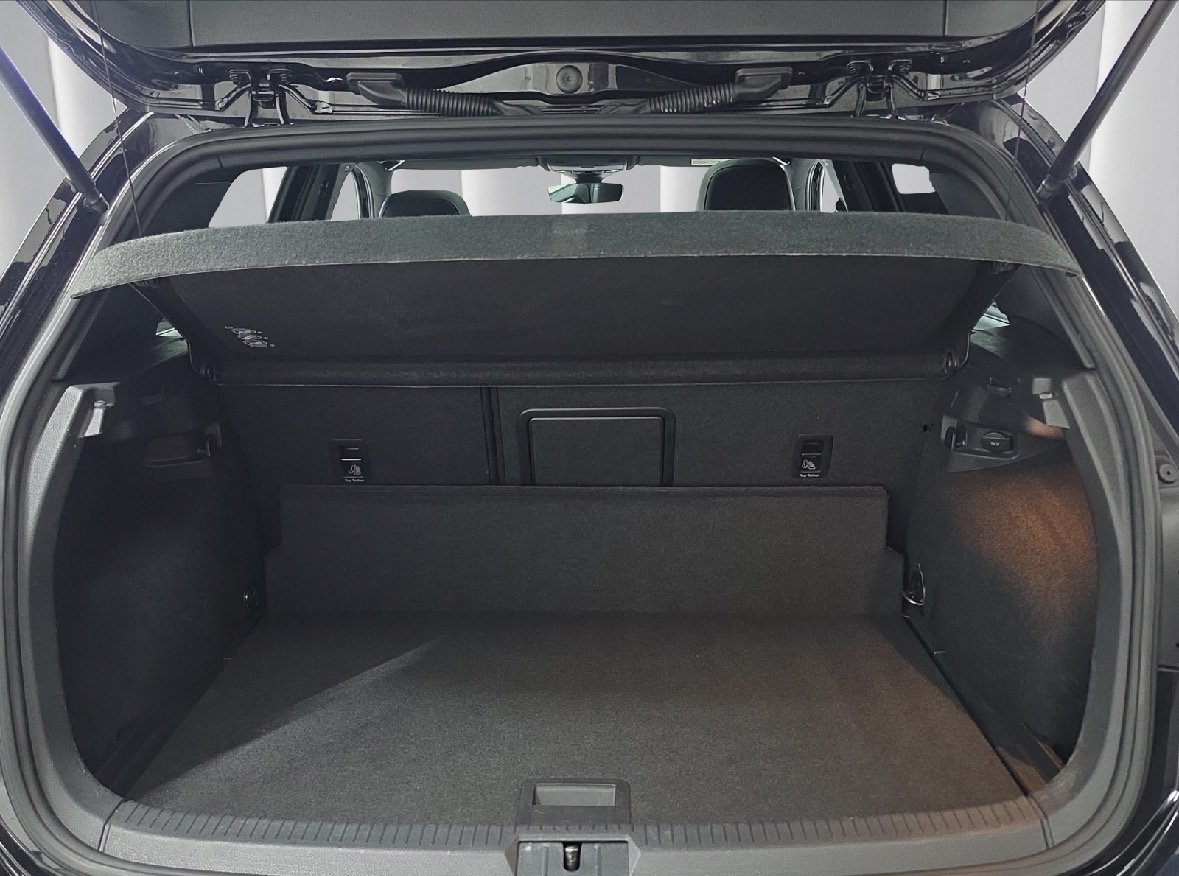 VW Golf VII 2.0 TSI R DSG 4motion, Essence, Occasion / Utilisé, Automatique - 7
