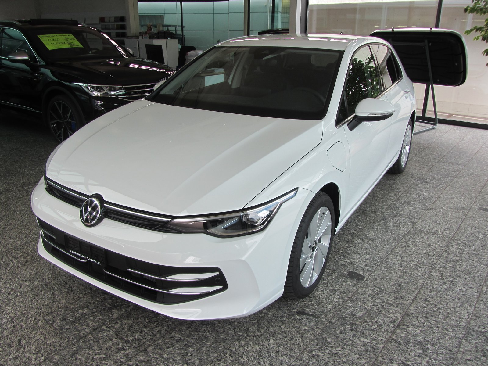 VW Golf 1.5 TSI PHEV Style, Plug-in-Hybrid Benzina/Elettrica, Occasioni / Usate, Automatico - 3