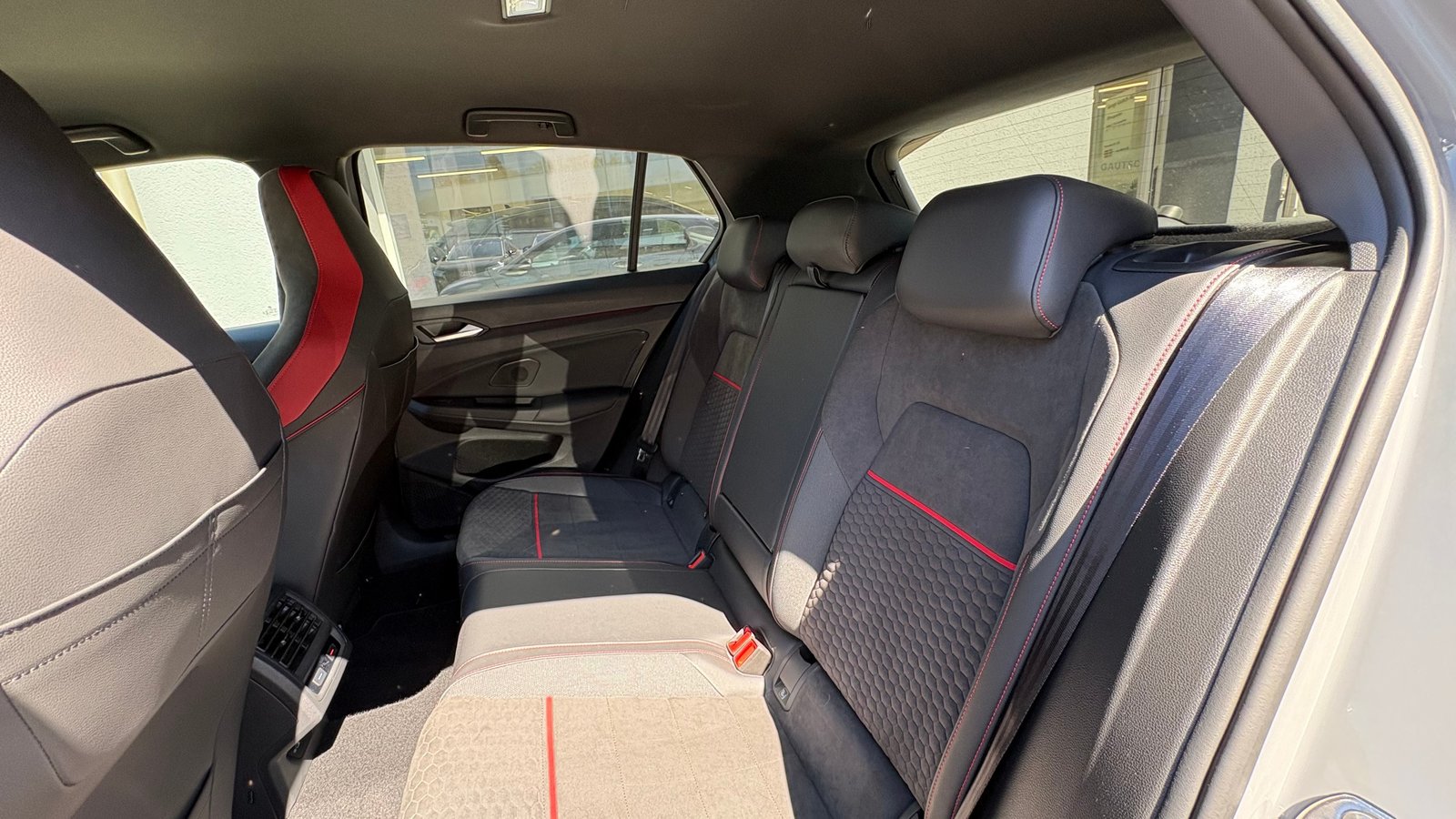 VW Golf 2.0 TSI GTI Clubsport 45 DSG, Benzina, Occasioni / Usate, Automatico - 7