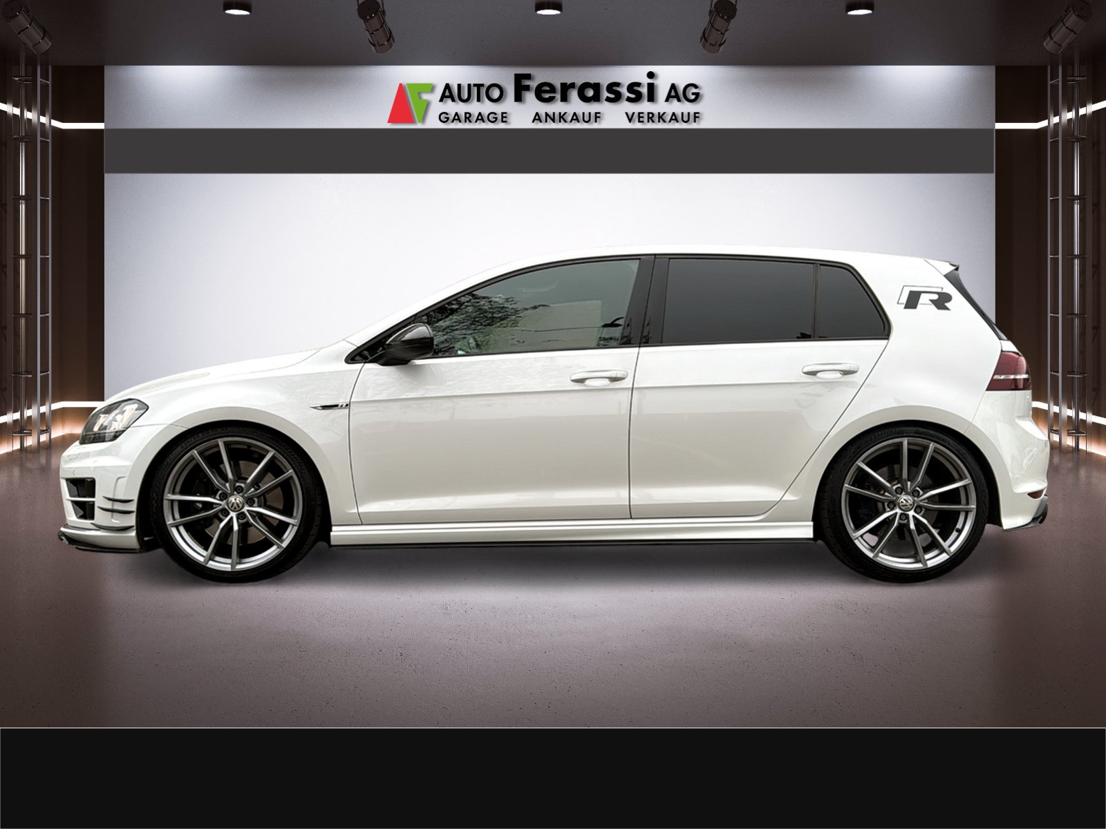 VW Golf 2.0 TSI R 4Motion DSG, Petrol, Second hand / Used, Automatic - 2
