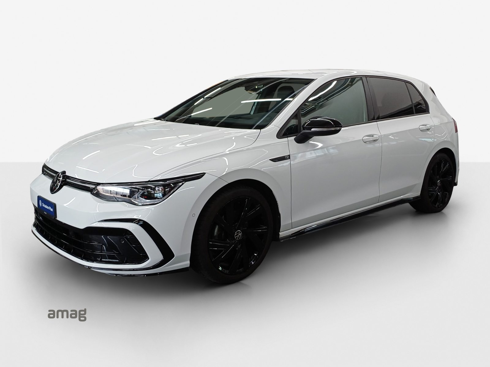 VW Golf R-Line