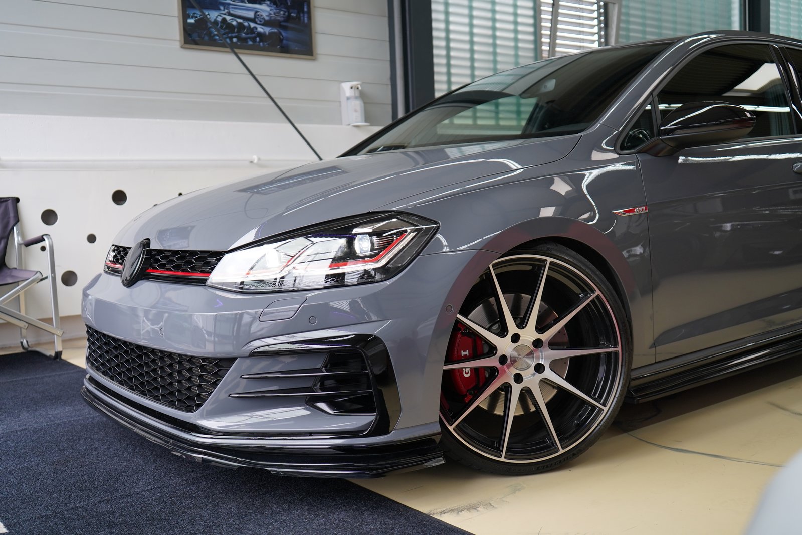 VW Golf 2.0 TSI GTI TCR DSG / HJS * APR * Hurricane* NARDO*, Petrol, Second hand / Used, Automatic - 4