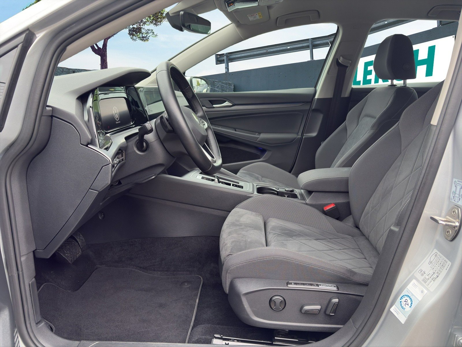 VW Golf VIII 1.4 TSI PHEV Style DSG, Hybride Intégral Essence/Électricité, Occasion / Utilisé, Automatique - 6