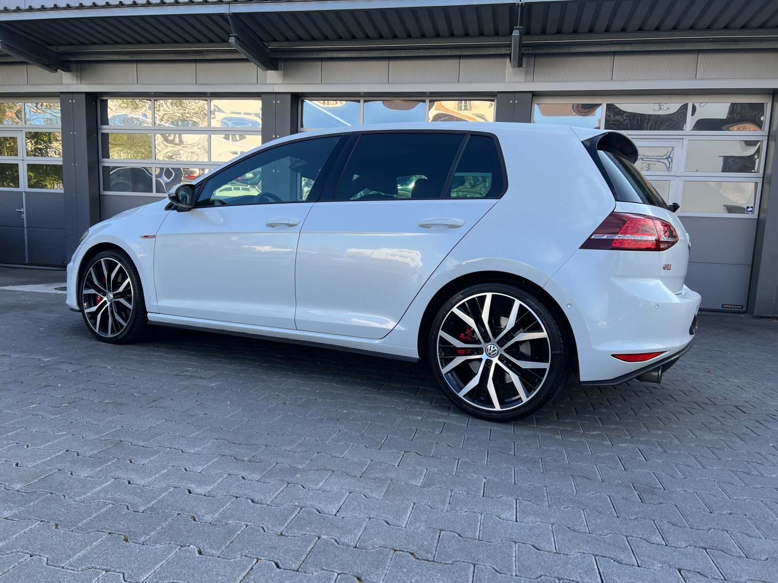 VW Golf 2.0 TSI GTI Performance DSG, Benzin, Occasion / Gebraucht, Automatik - 3