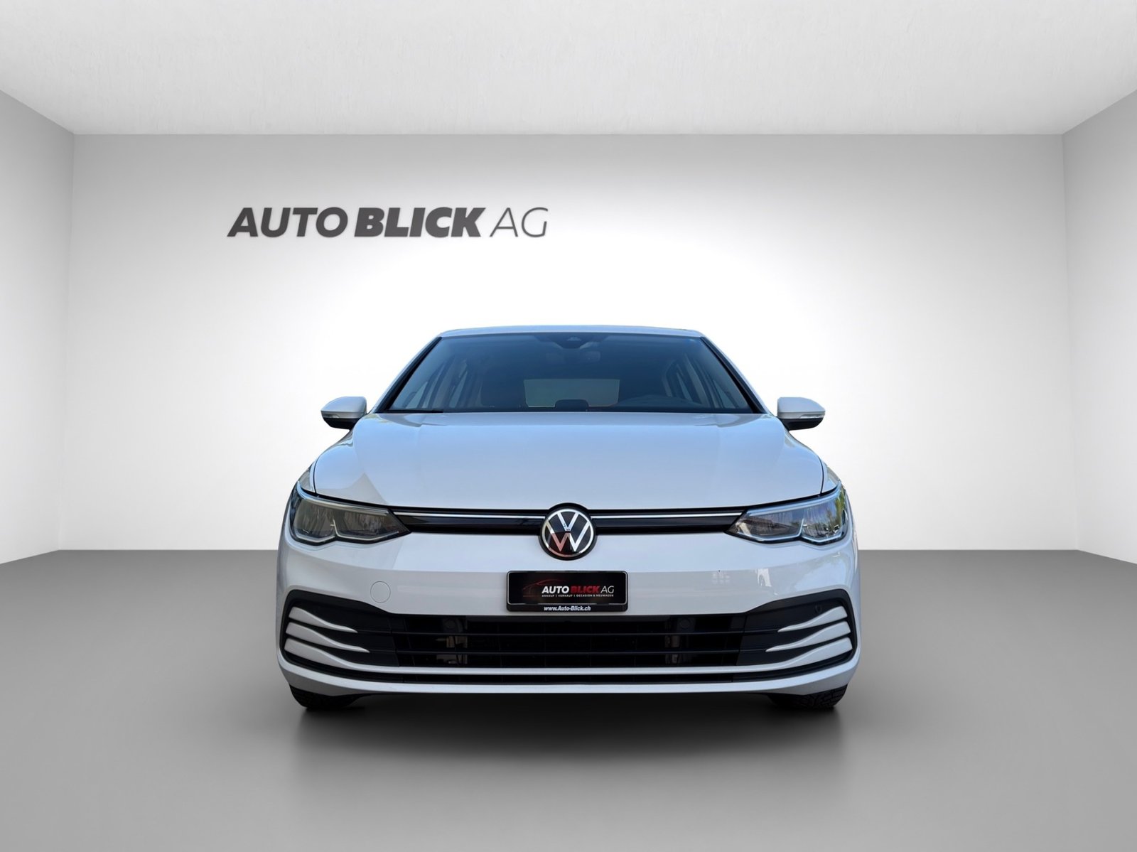 VW Golf 1.0 eTSI mHEV ACTLife DSG, Mild-Hybrid Petrol/Electric, Second hand / Used, Automatic - 3