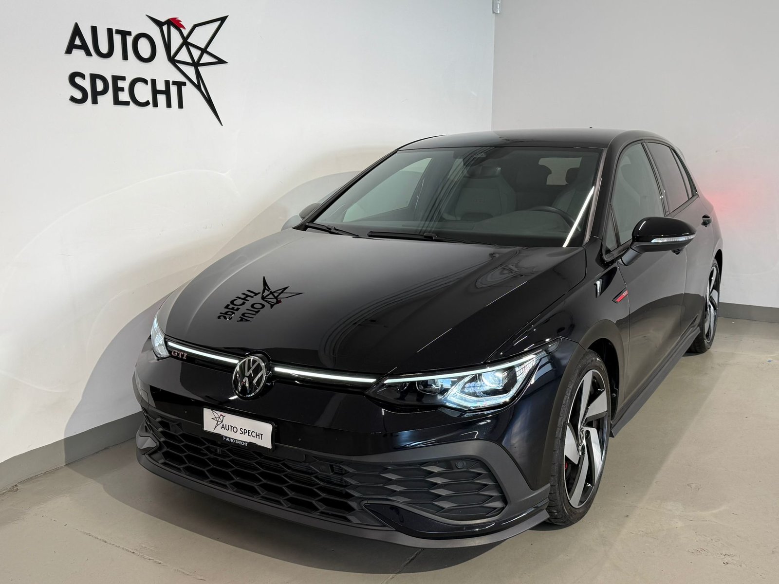 VW Golf 2.0 TSI GTI Clubsport DSG, Petrol, Second hand / Used, Automatic - 2