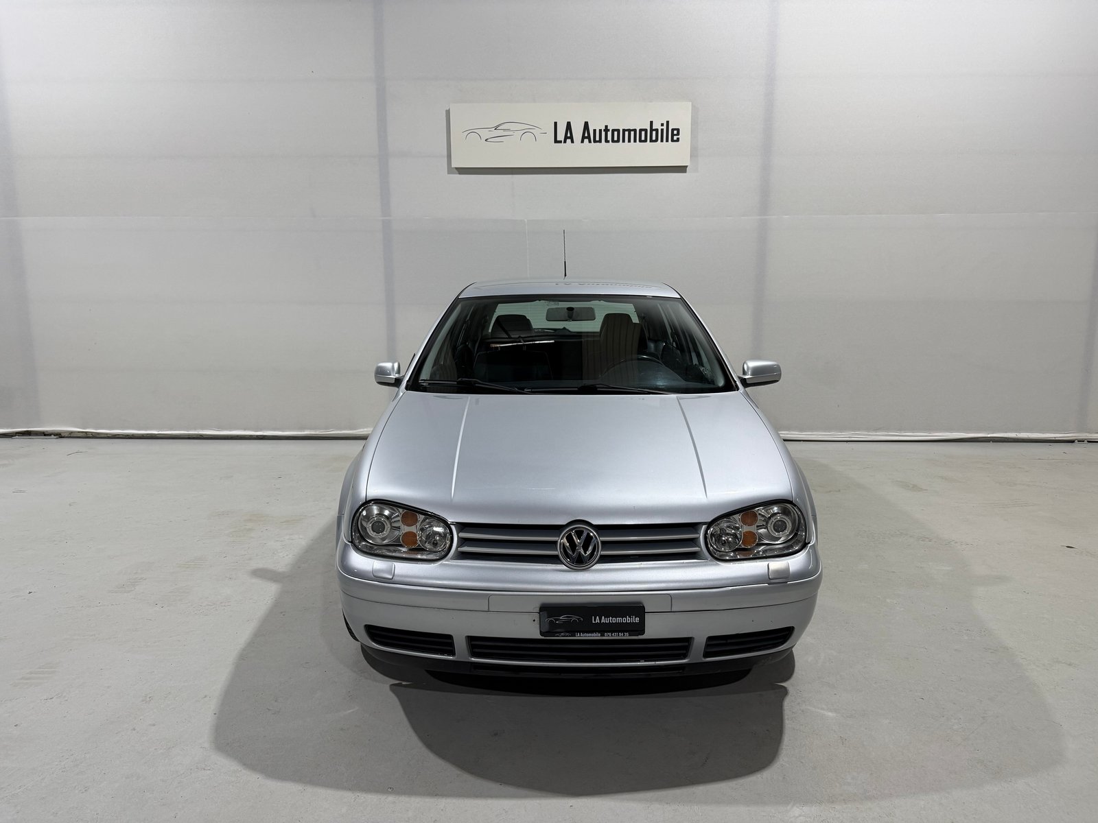 VW Golf 1.9 TDI PD Highline, Diesel, Second hand / Used, Automatic - 4