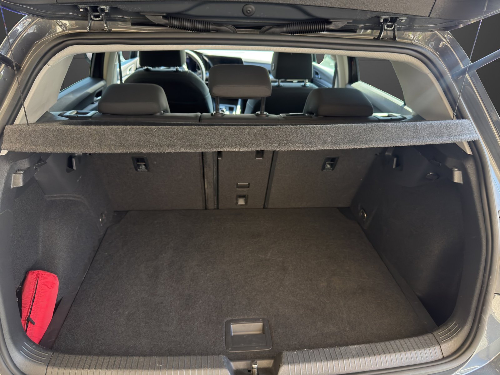 VW Golf 1.5 eTSI mHEV ACT Style DSG, Mild-Hybrid Petrol/Electric, Second hand / Used, Automatic - 7