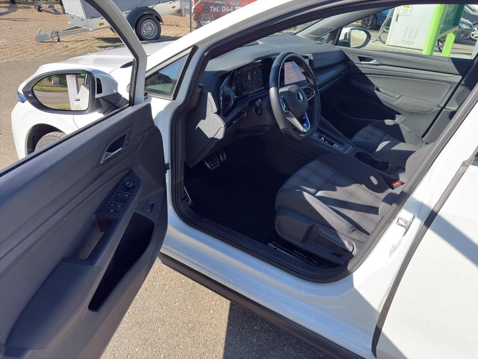 VW Golf VIII 1.4 TSI PHEV GTE DSG, Plug-in-Hybrid Petrol/Electric, Second hand / Used, Automatic - 5