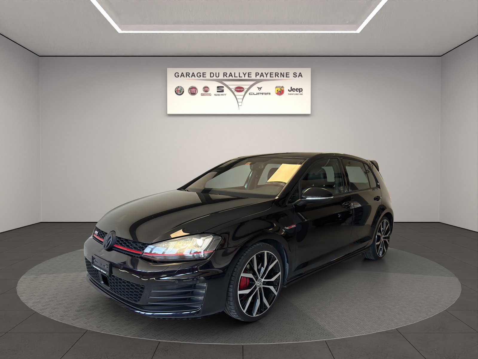 VW Golf 2.0 TSI GTI Performance DSG, Petrol, Second hand / Used, Automatic - 2