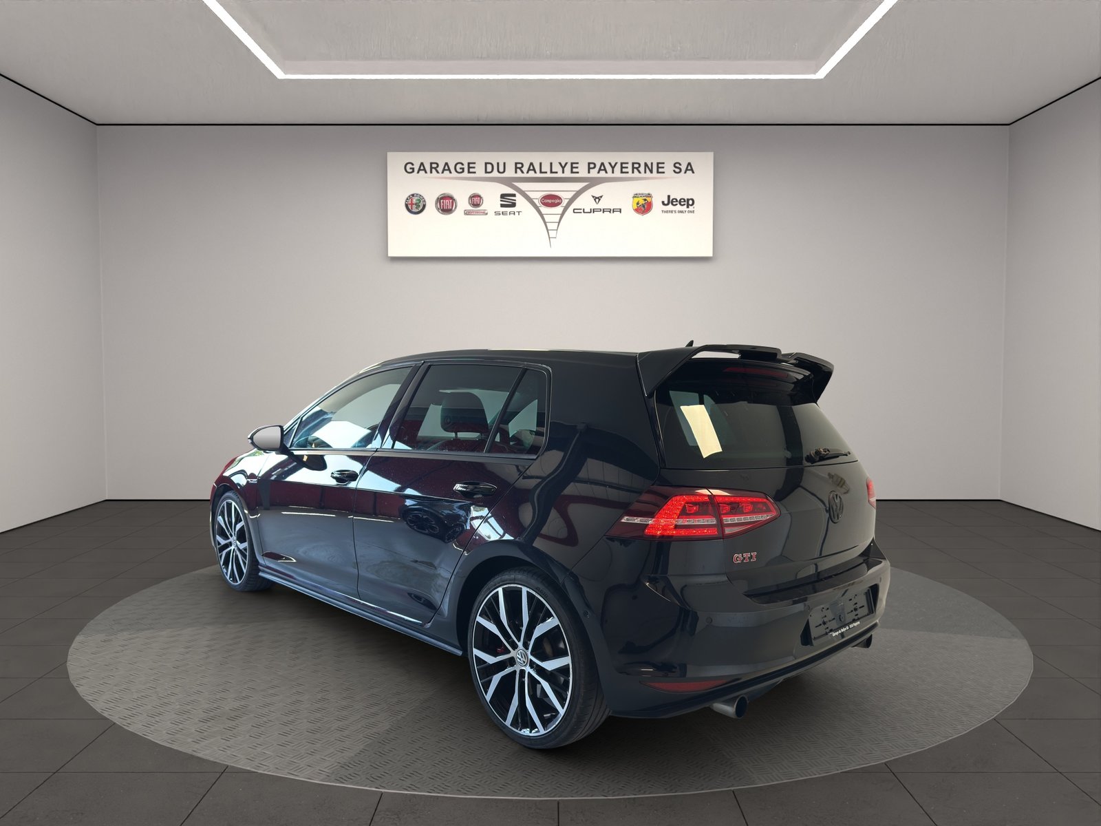 VW Golf 2.0 TSI GTI Performance DSG, Petrol, Second hand / Used, Automatic - 3