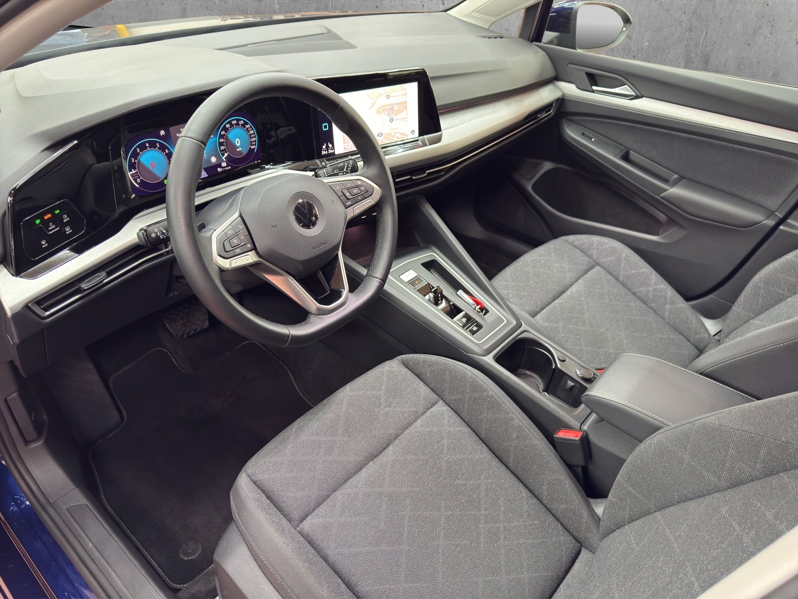 VW Golf 1.5 e TSI ACT Life DSG, Mild-Hybrid Benzin/Elektro, Occasion / Gebraucht, Automatik - 7