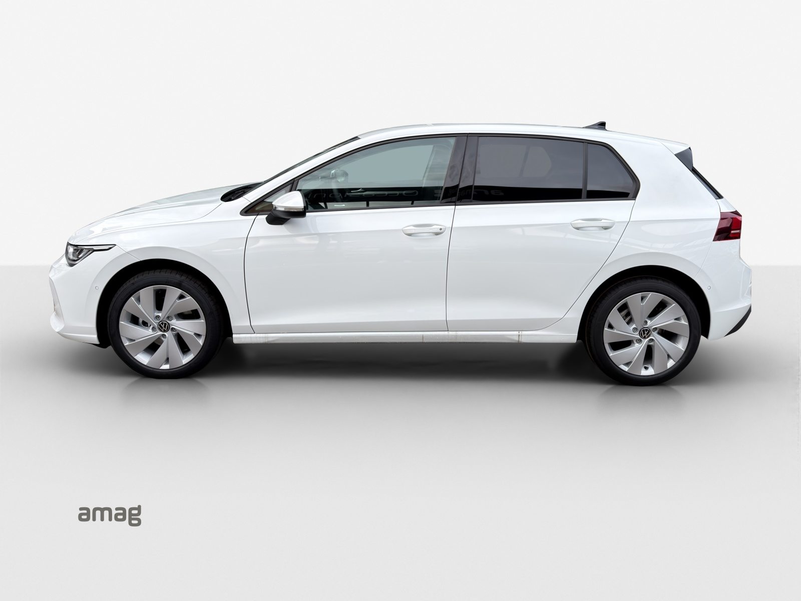 VW Golf UNITED, Essence, Occasion / Utilisé, Automatique - 2