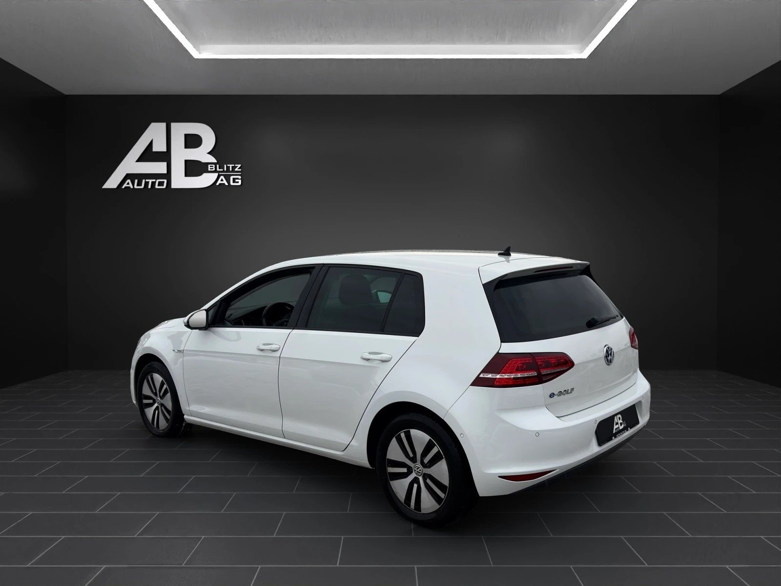VW e-Golf, Elektro, Occasion / Gebraucht, Automatik - 3