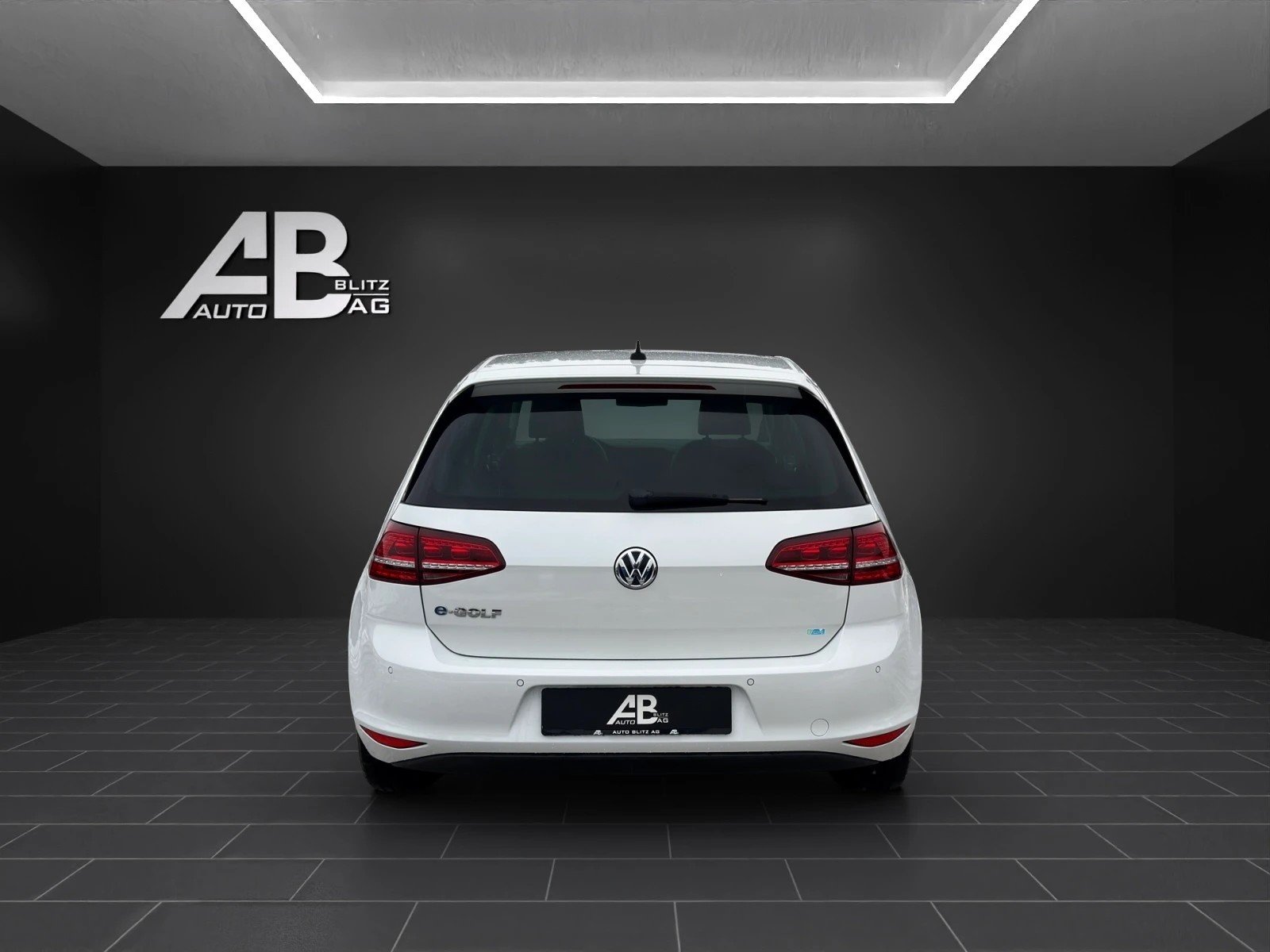 VW e-Golf, Elektro, Occasion / Gebraucht, Automatik - 4