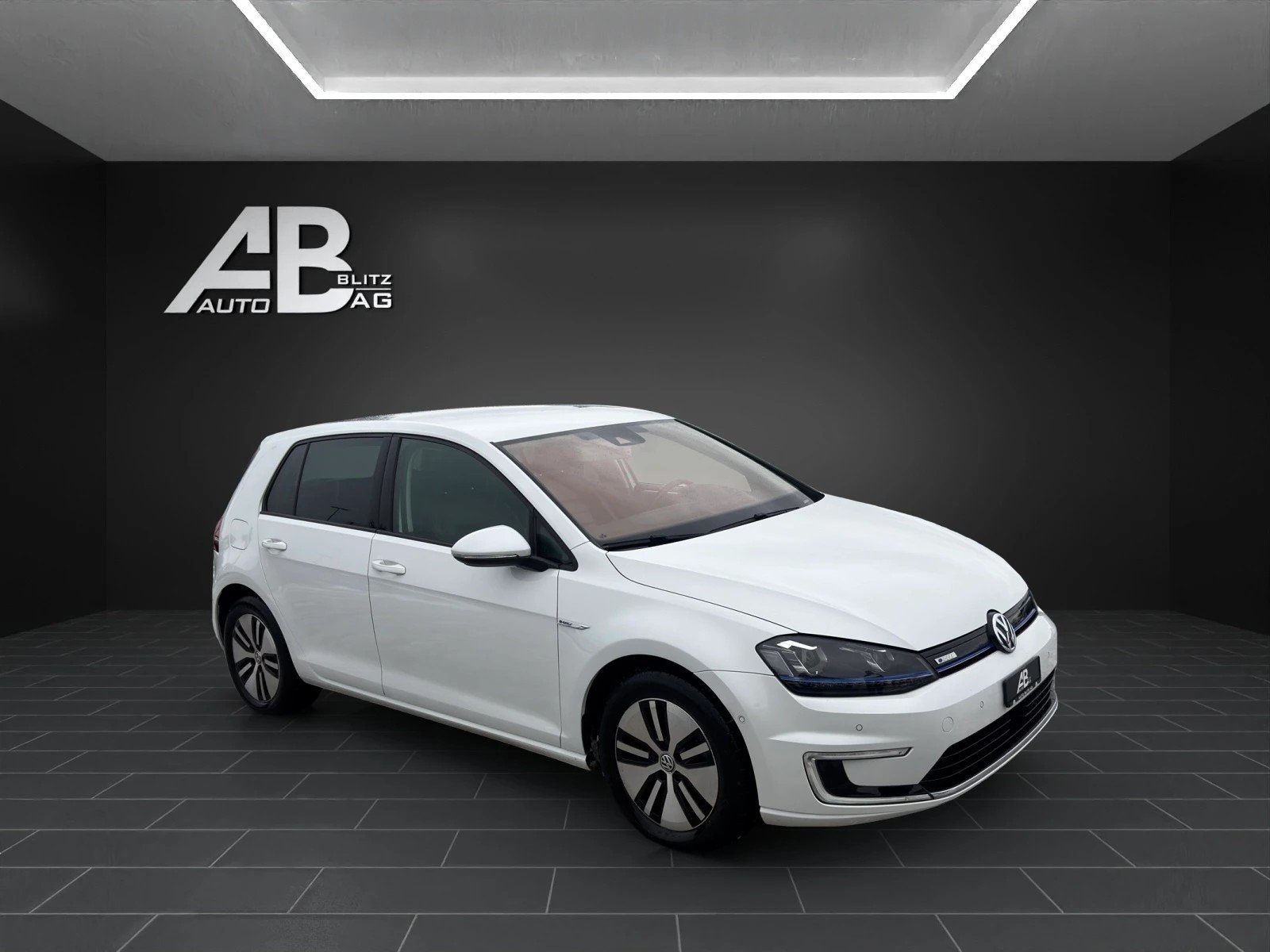 VW e-Golf, Elektro, Occasion / Gebraucht, Automatik - 6