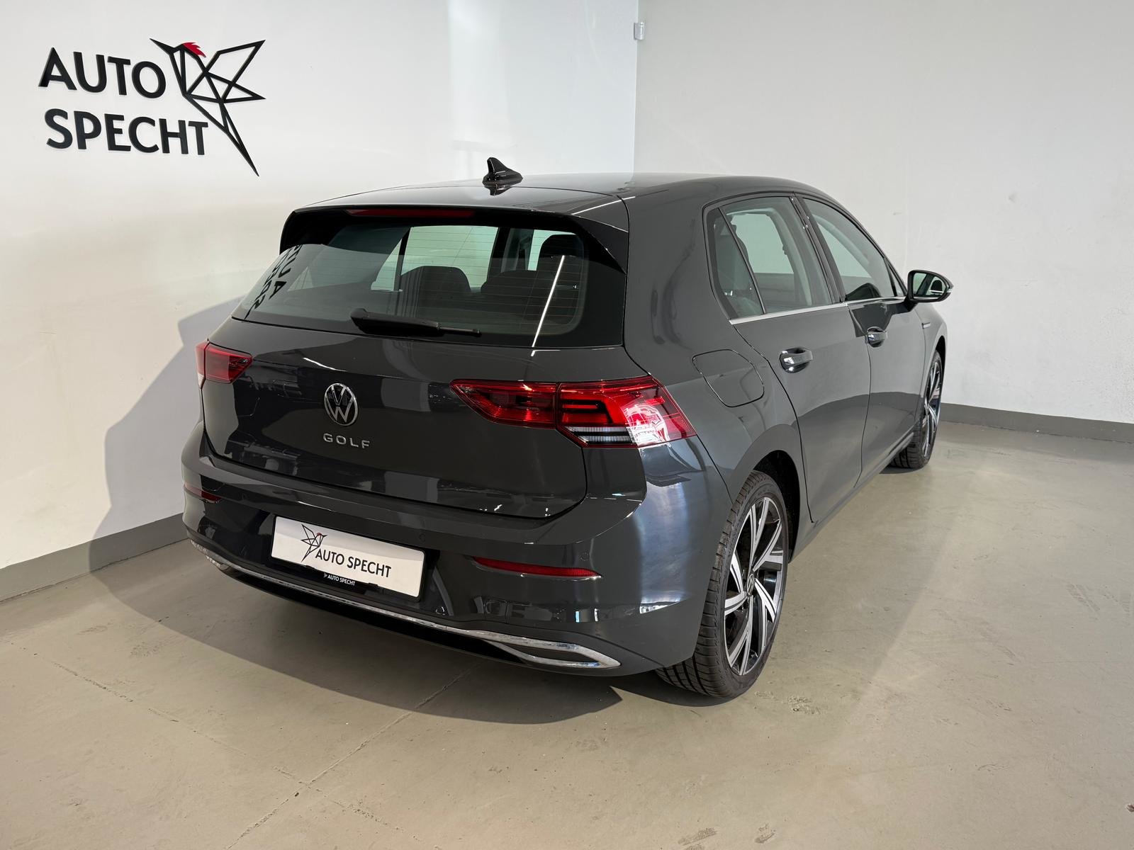 VW Golf 2.0 TSI Style DSG, Petrol, Second hand / Used, Automatic - 5