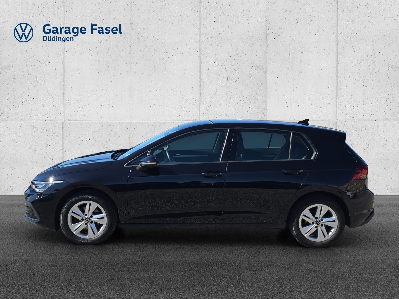 VW Golf Life SELECTION, Petrol, Second hand / Used, Automatic - 2