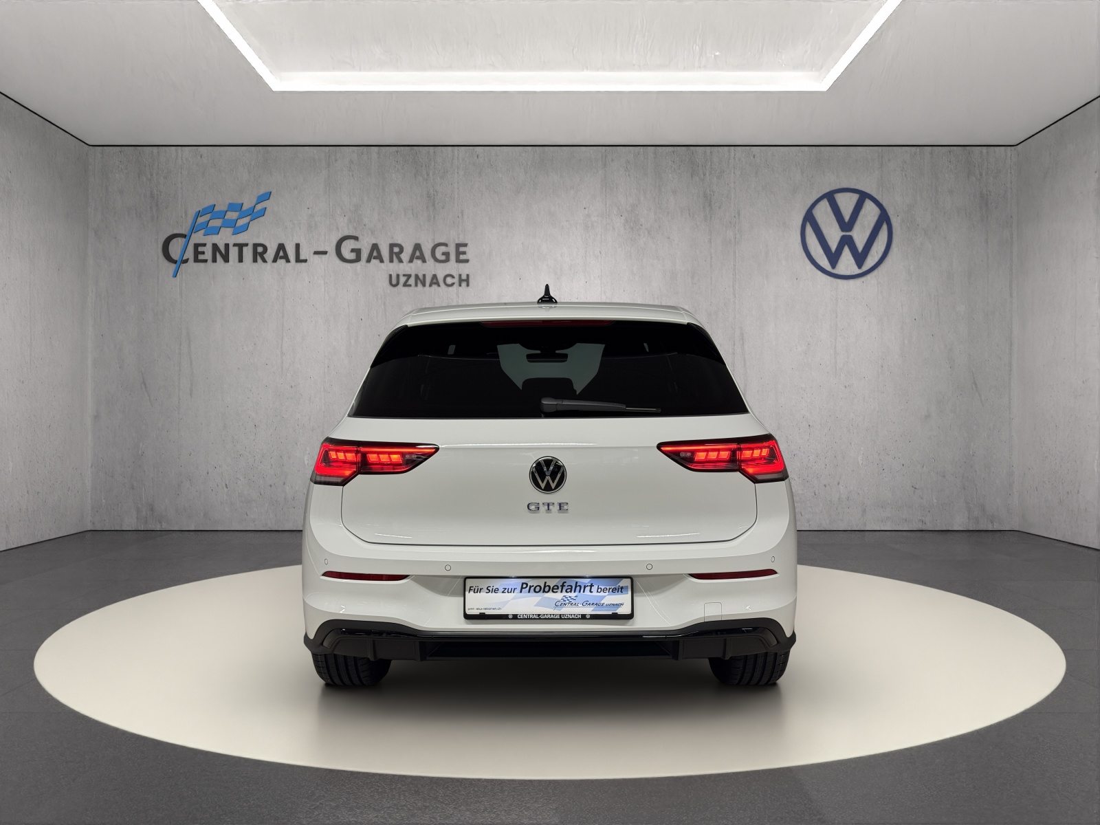 VW Golf GTE, Full-Hybrid Petrol/Electric, Second hand / Used, Automatic - 4