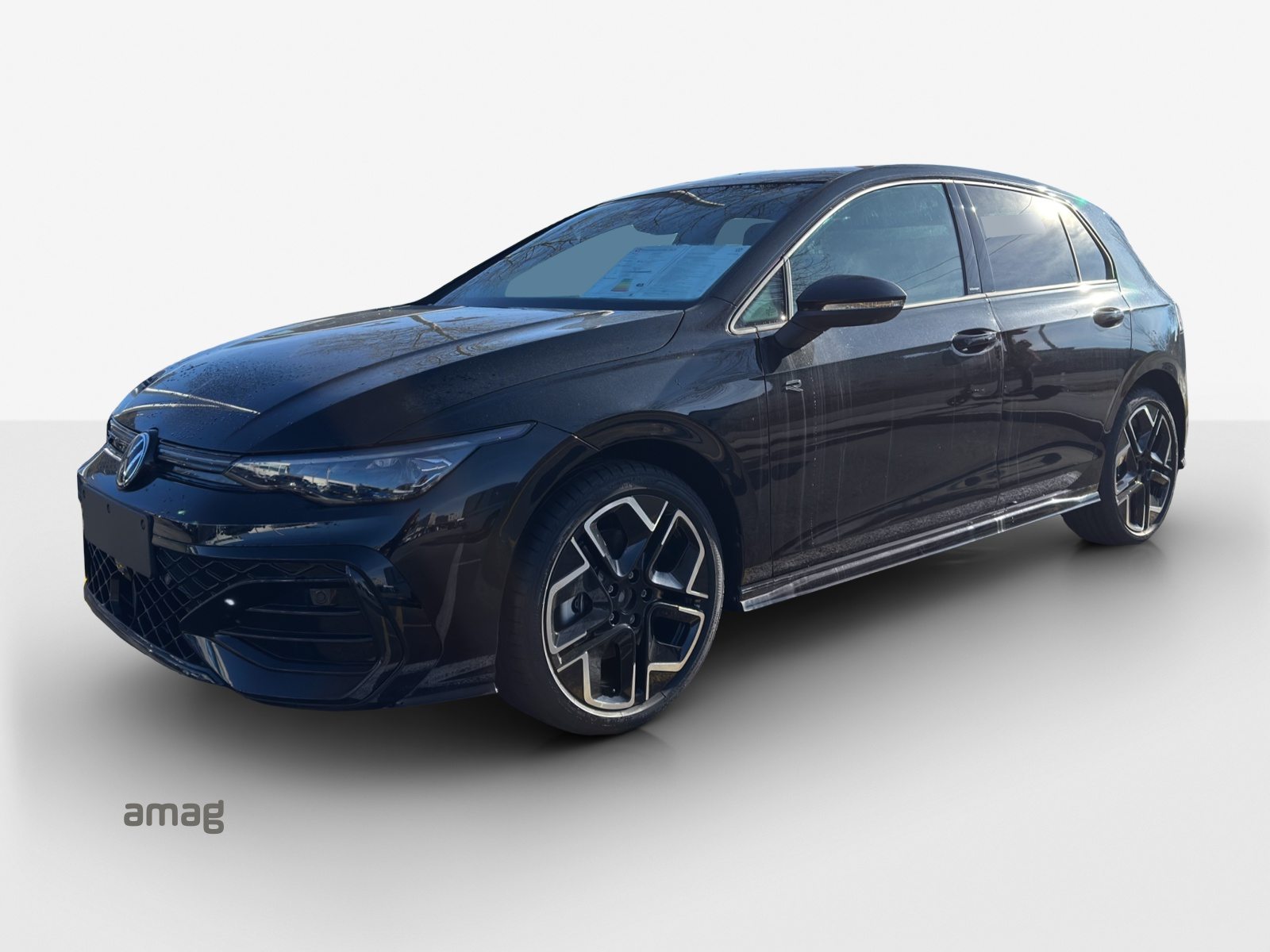 VW Golf R-Line