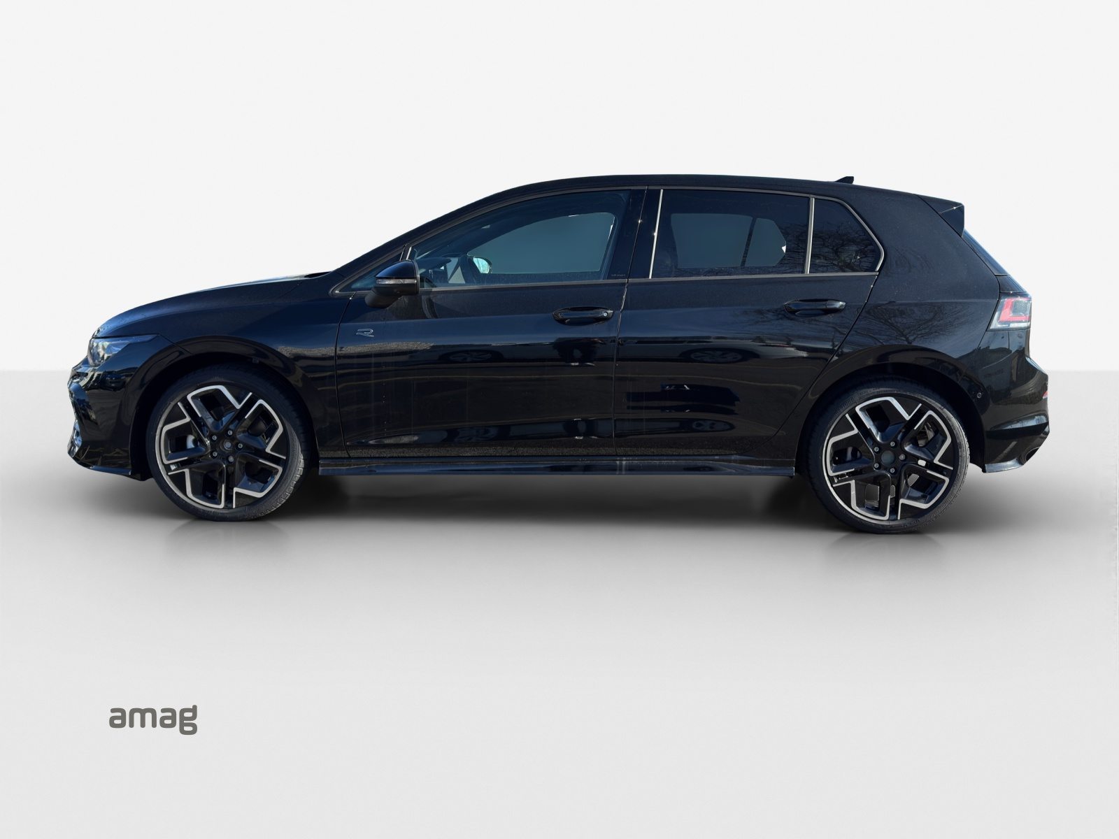 VW Golf R-Line, Petrol, Second hand / Used, Automatic - 2