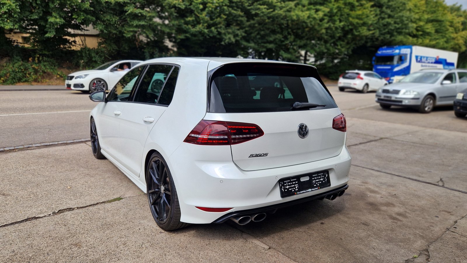 VW Golf 2.0 TSI R 360S 4Motion DSG, Essence, Occasion / Utilisé, Automatique - 3