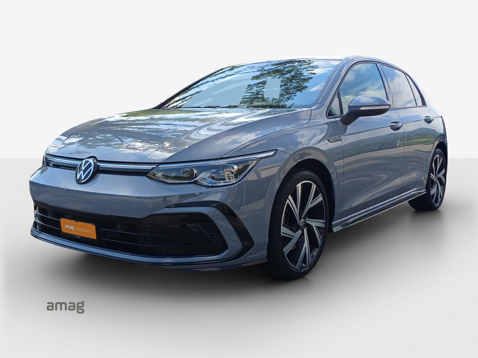 VW Golf R-Line