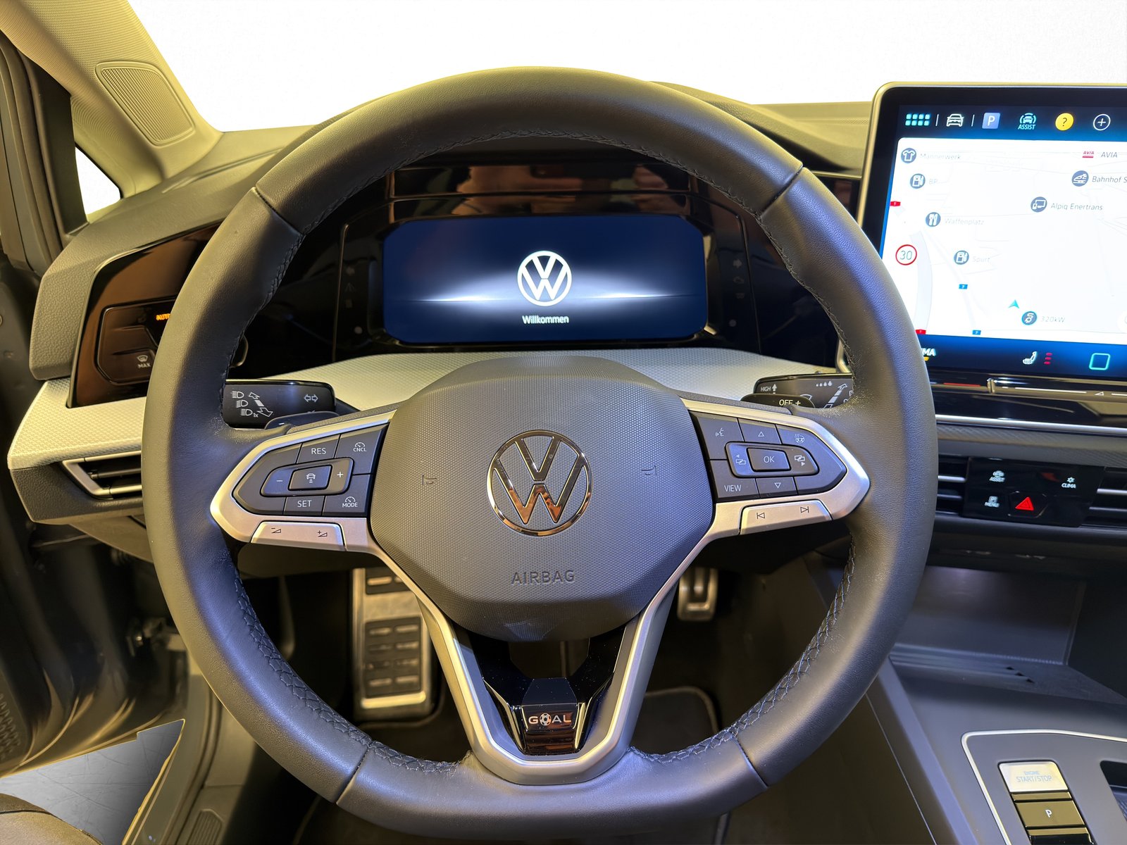 VW Golf 8 1.5 eTSI Goal DSG, Mild-Hybrid Benzin/Elektro, Occasion / Gebraucht, Automatik - 7