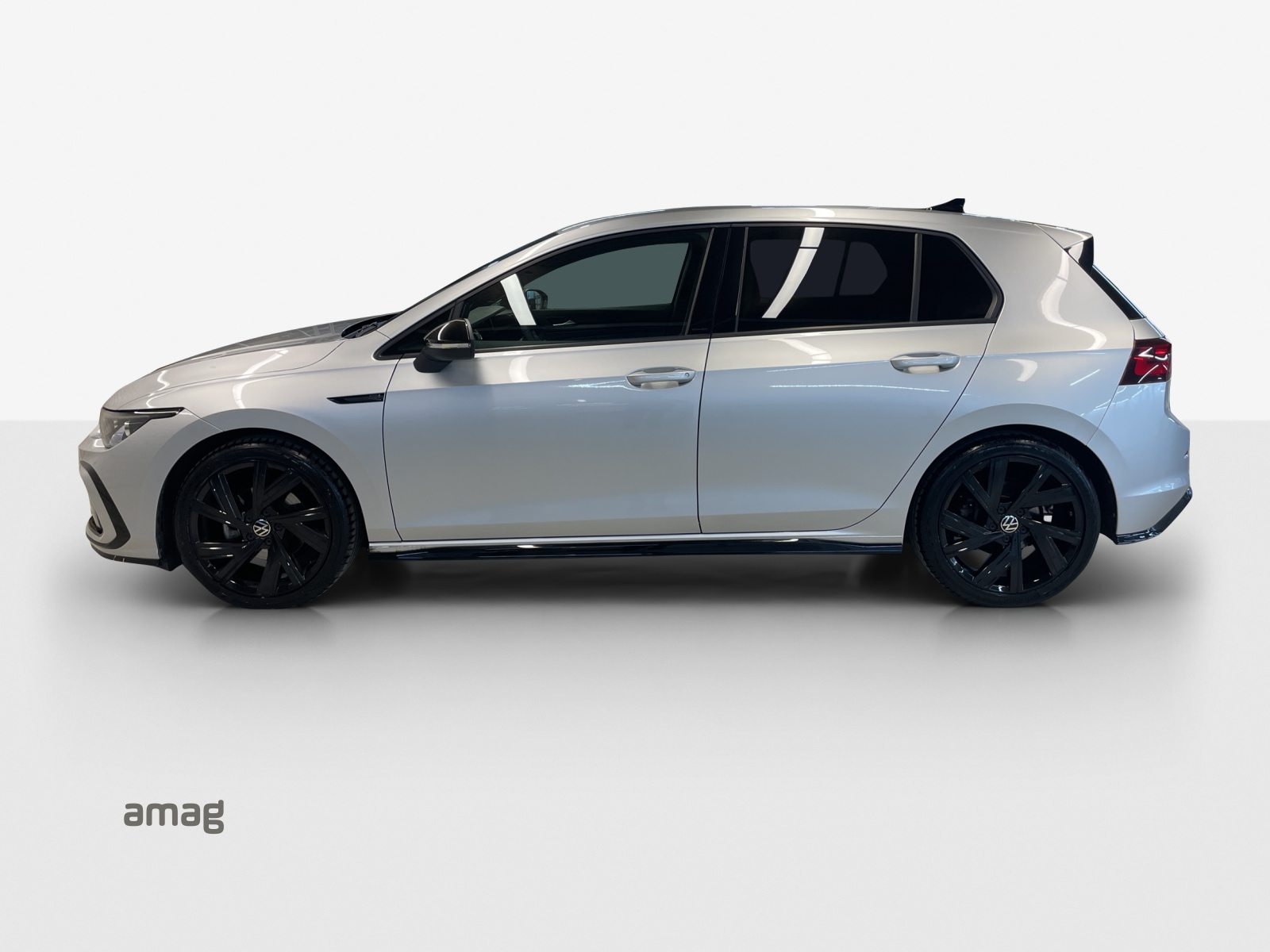 VW Golf R-Line, Petrol, Second hand / Used, Automatic - 2