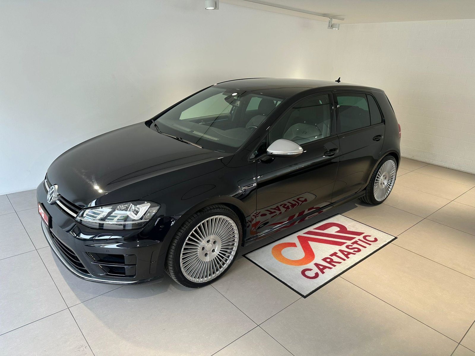 VW Golf VII 2.0 TSI R DSG 4motion