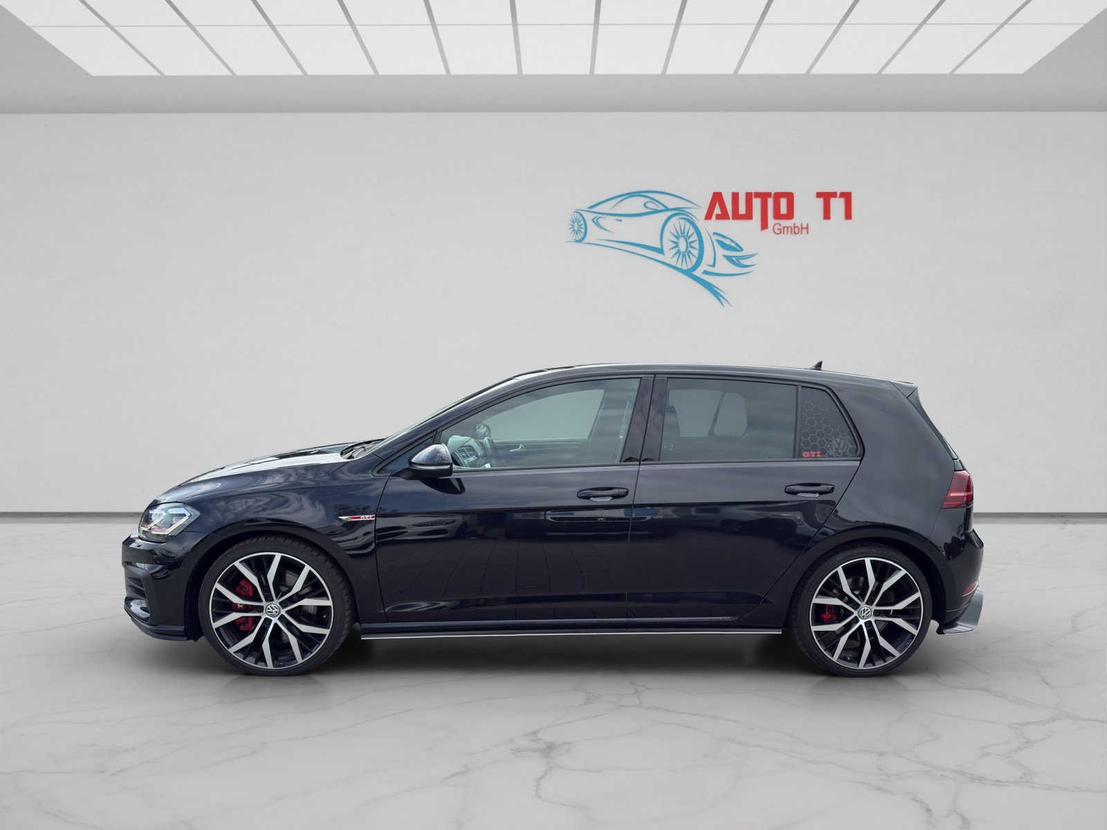VW Golf 2.0 TSI GTI Performance, Petrol, Second hand / Used, Manual - 3