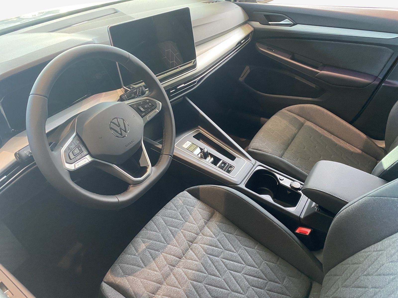 VW Golf PA Life, Benzin, Occasion / Gebraucht, Automatik - 7