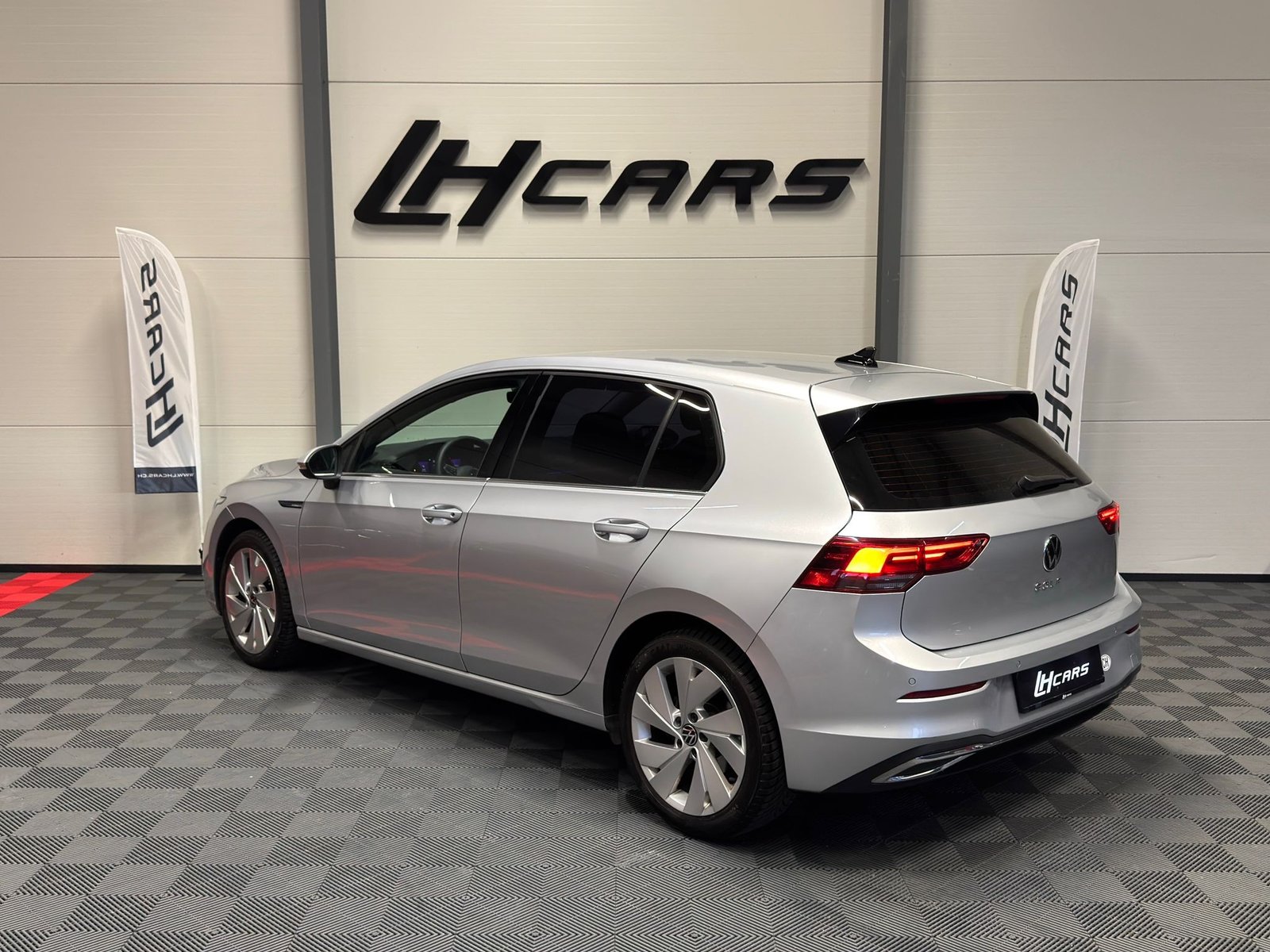 VW Golf VIII 2.0 TDI Style DSG, Diesel, Second hand / Used, Automatic - 2