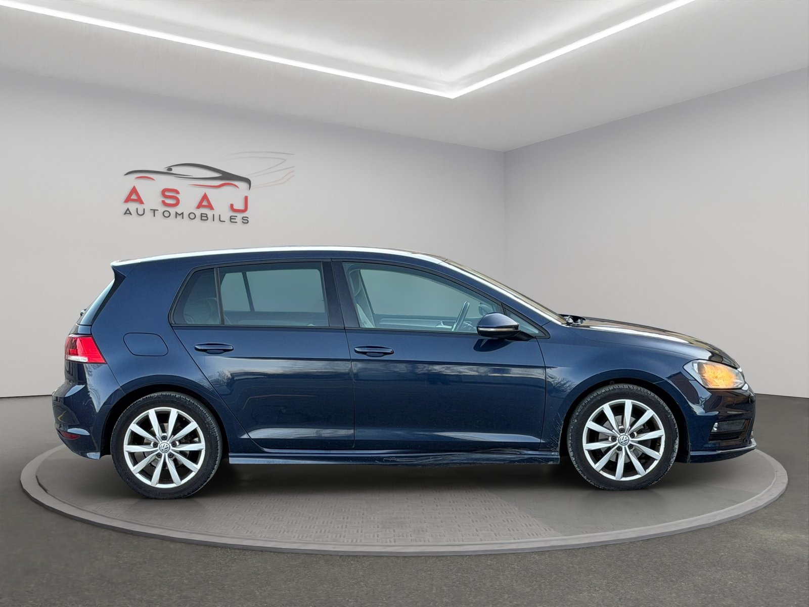 VW Golf 1.2 TSI Lounge R-Line, Petrol, Second hand / Used, Manual - 4