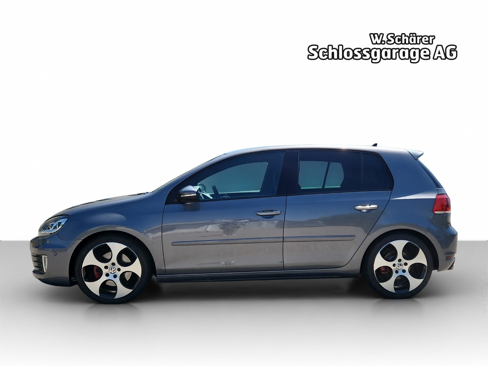 VW Golf GTI, Petrol, Second hand / Used, Automatic - 2