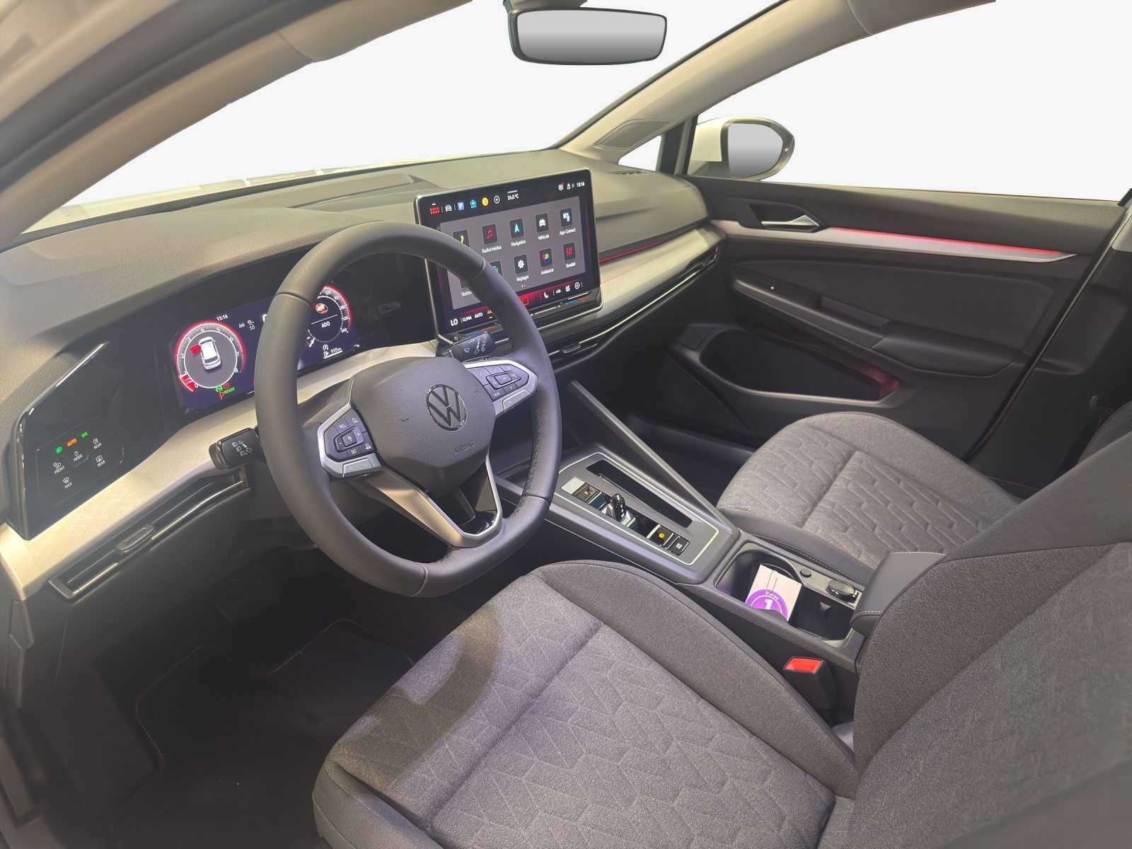 VW Golf PA Life, Petrol, Second hand / Used, Automatic - 7